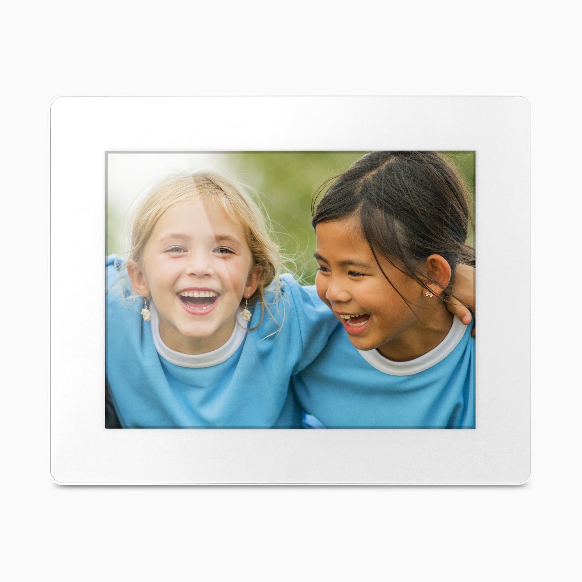 aluratek 8-inch ips touchscreen wifi digital photo frame 16gb main