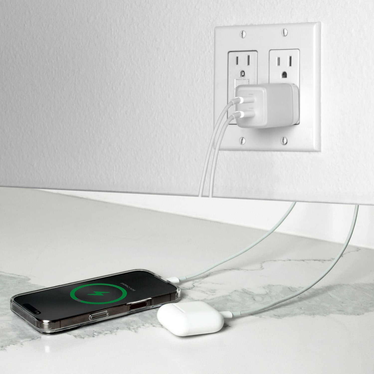 Aluratek dual USB-C GaN 45W Wall charger charging