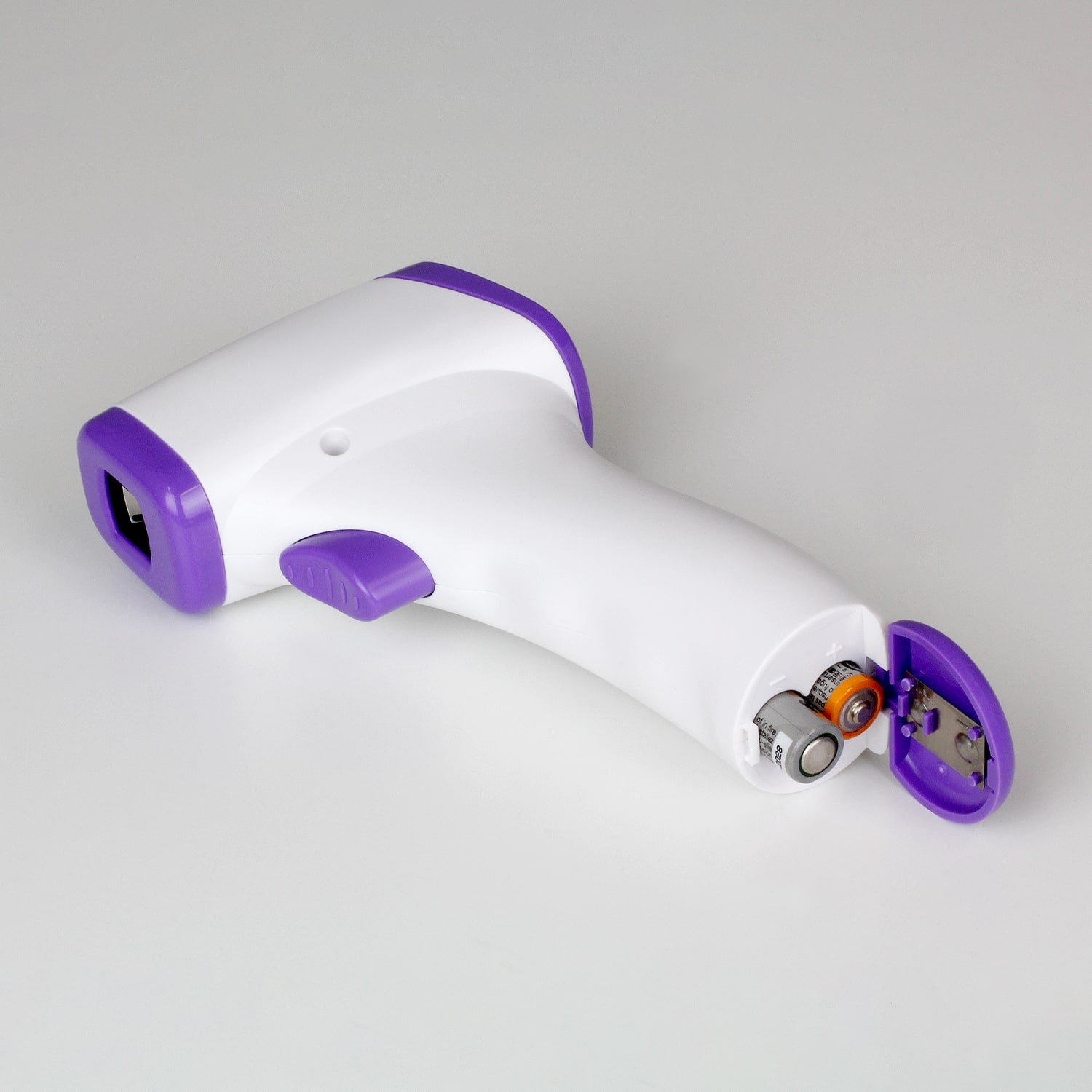 Aluratek non-Contact Digital Infrared Forehead Thermometer bottom batteries