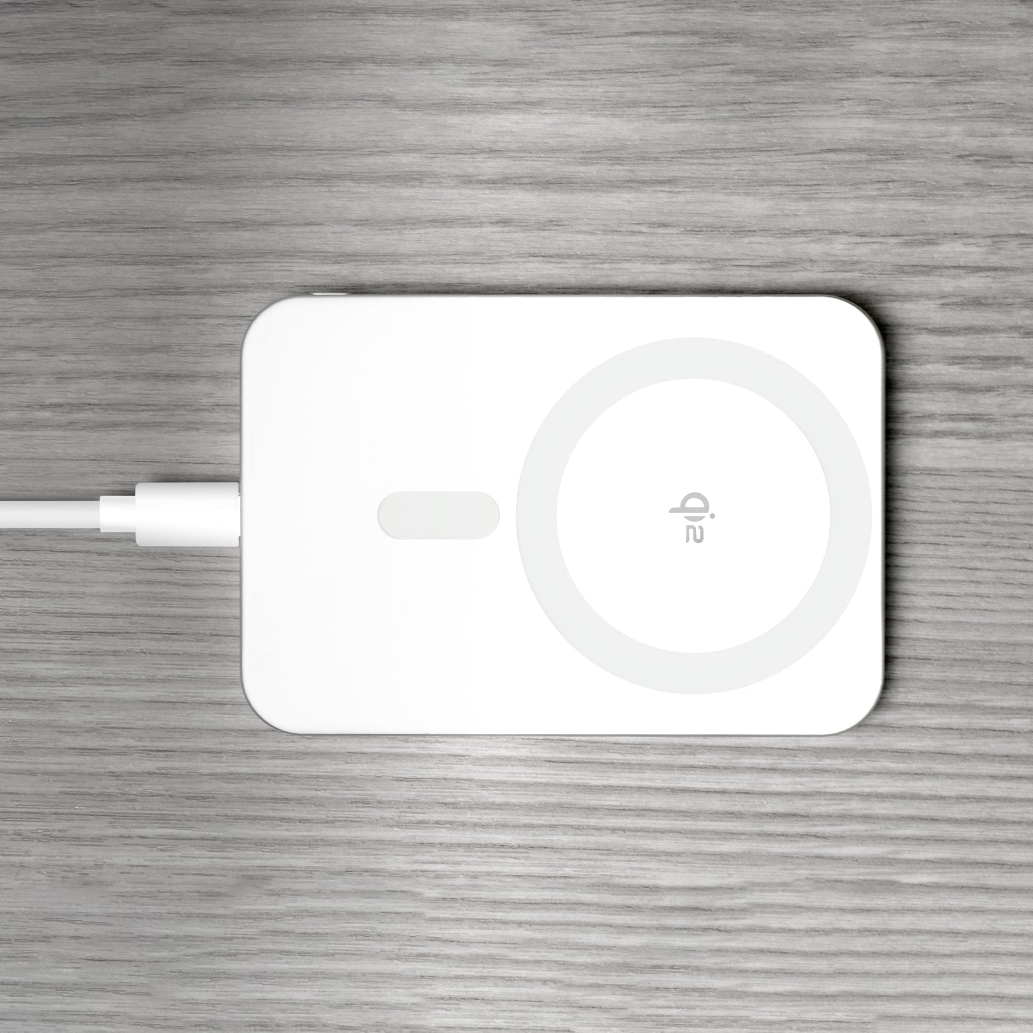 Aluratek Wireless Qi2 MagSafe Compatible Power Bank Charging